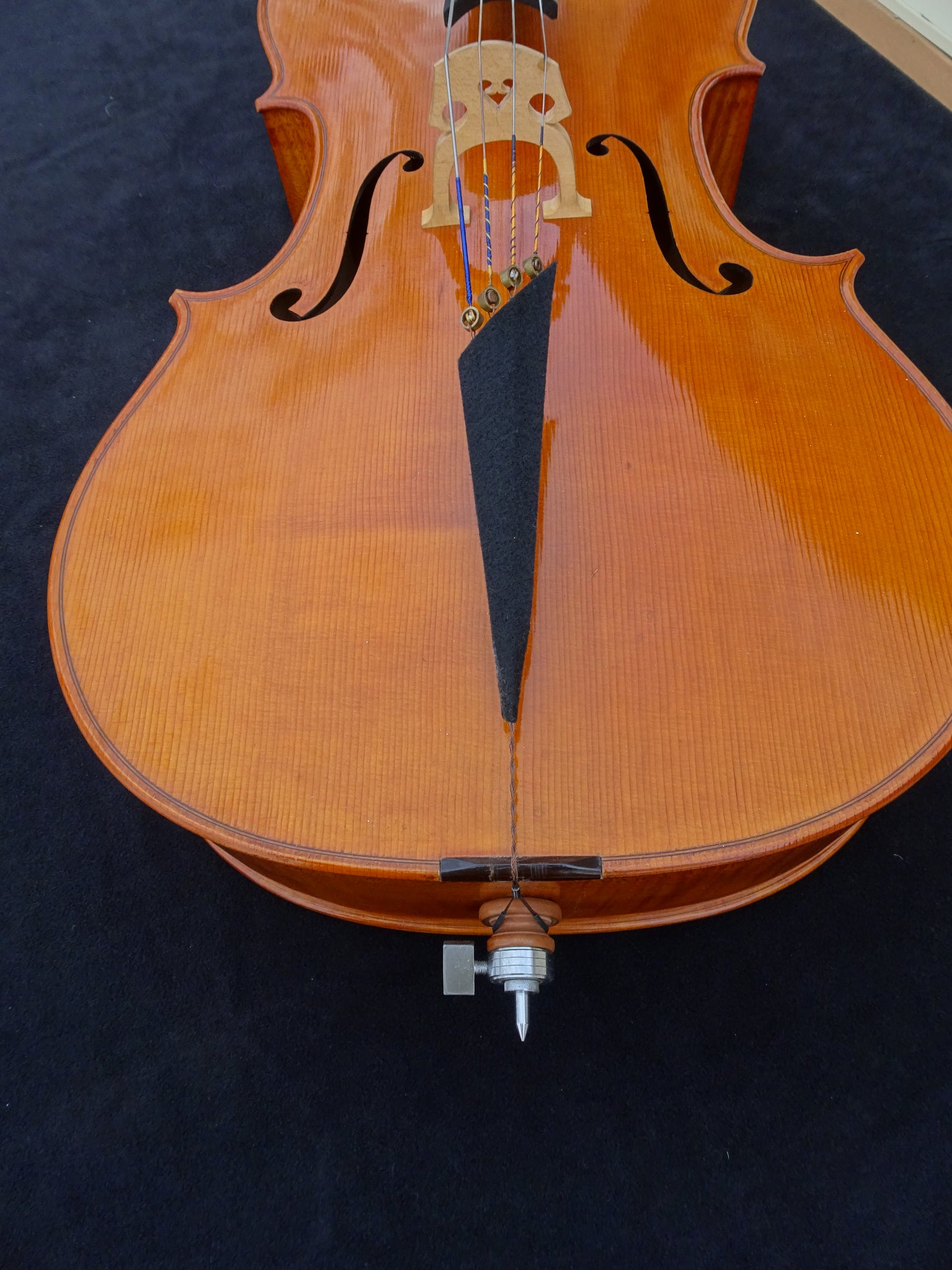 Custom Cello 4/4 size 4 or 5 string – Marvin Tailpieces